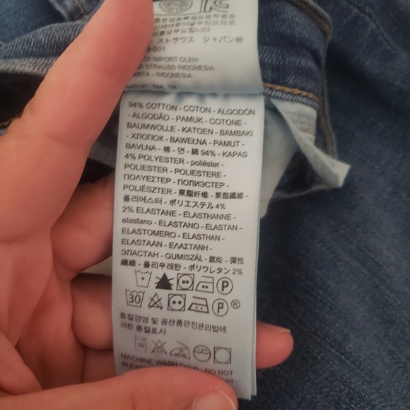 NWT Levi high rise straight jeans - Picture 4 of 10